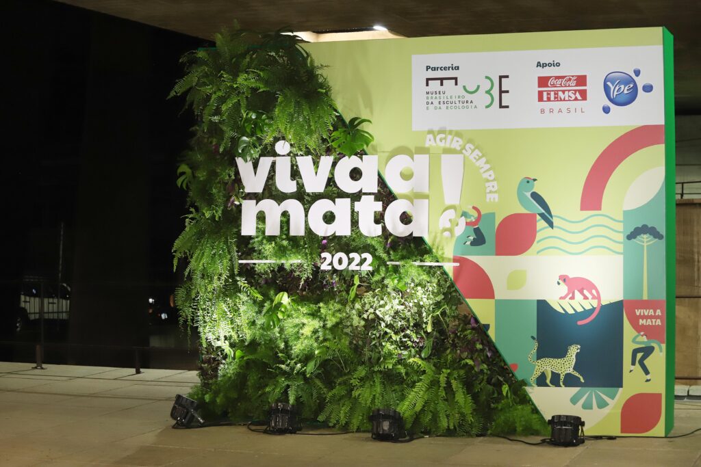 Solenidade do Viva a Mata foi marcada por emoção e anúncio de transições na diretoria e presidência da Fundação SOS Mata Atlântica